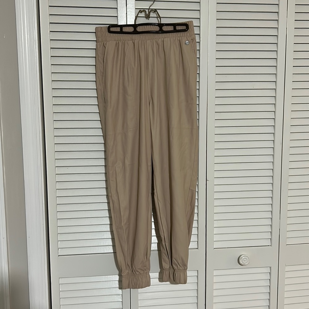 Calia joggers by Carrie Underwood